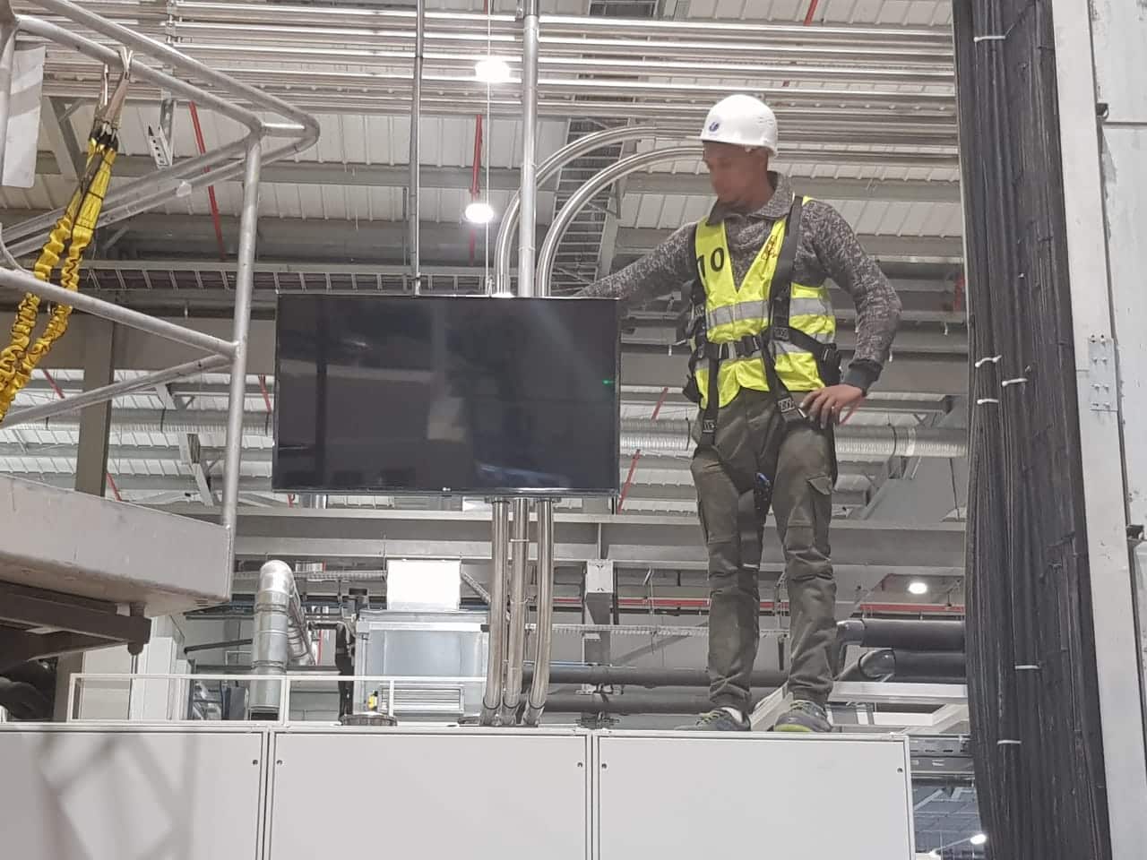 STM Chantier installation grands ecrans